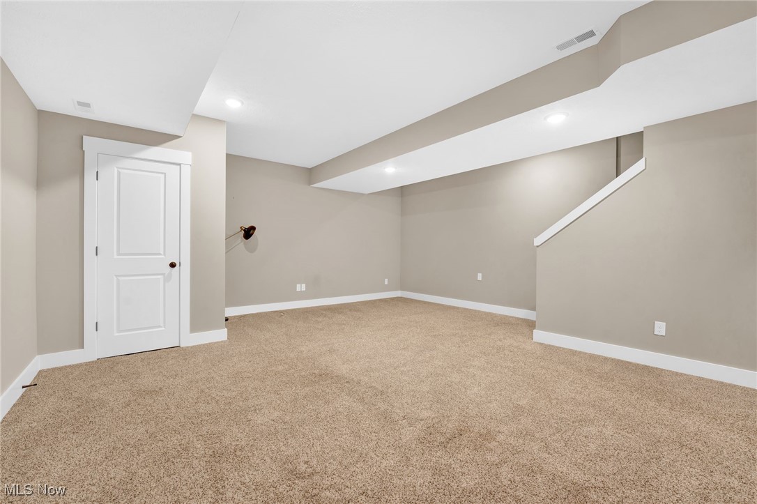 Mills Pointe Clstr Home Sub - Residential