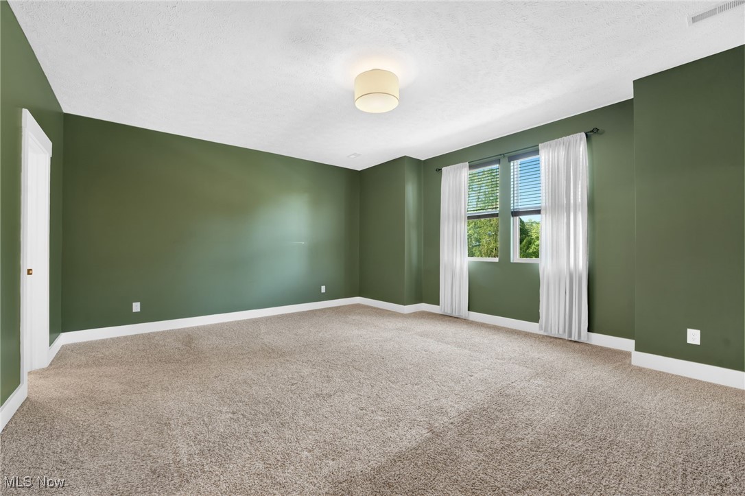 Mills Pointe Clstr Home Sub - Residential