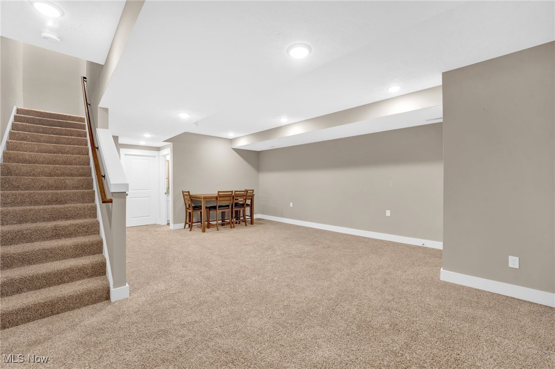 Mills Pointe Clstr Home Sub - Residential