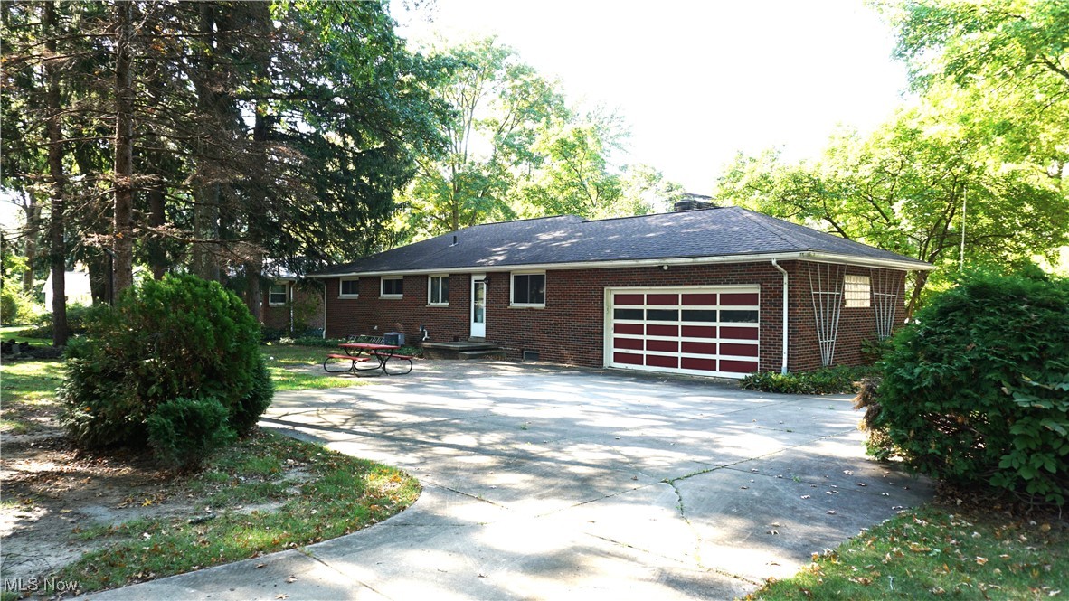 422 Fernwood Avenue, Tallmadge, Ohio image 9