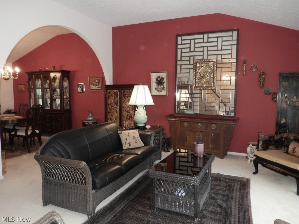 Acres 01/Mike Hewkos - Residential