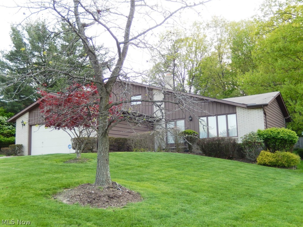 Acres 01/Mike Hewkos - Residential