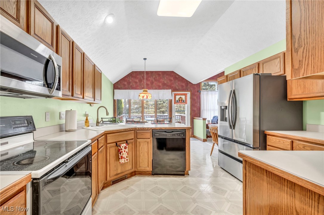 Villas/Macintosh Farms Group - Residential