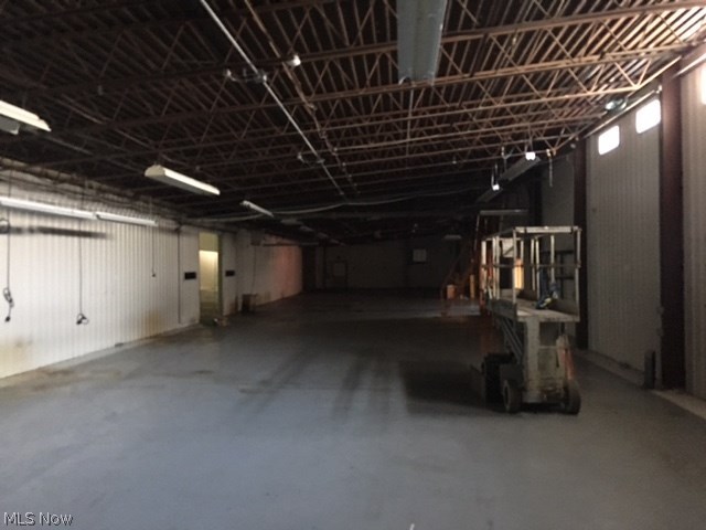 Dewolf - Commercial Sale