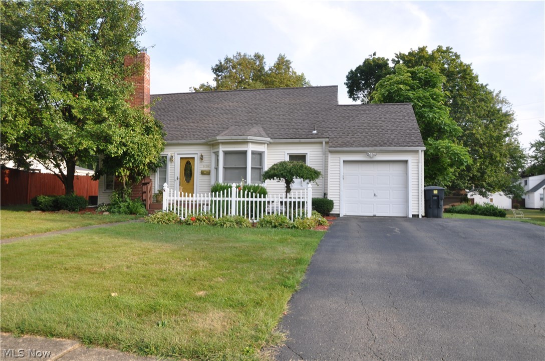 This charming Cape Cod in NE Warren has beautiful hardwood floors, remodeled kitchen & bath, living room w/gas fireplace, large bedroom & great storage upstairs, family room/dining room w/sliding door to 12 x 20 covered deck overlooking the back yard. Beautifully landscaped & great curb appeal!
