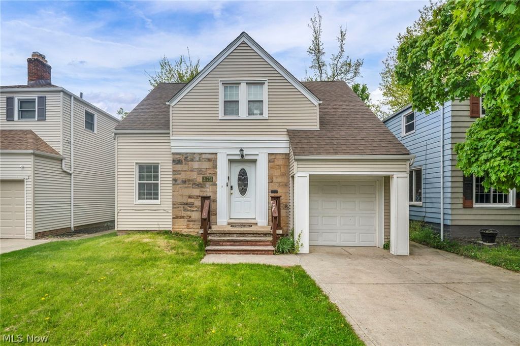 Photo of 21731 Maydale Avenue, Euclid, OH 44123 (MLS # 5205674)