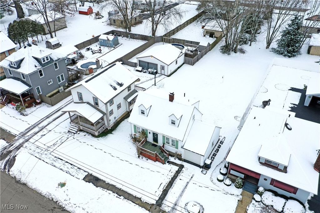 Photo of 1167 Hazelwood Avenue SE, Warren, OH 44484 (MLS # 5175457)