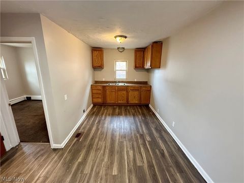 Tiny photo for 4652 Warner Road #3, Cleveland, OH 44125 (MLS # 5188078)