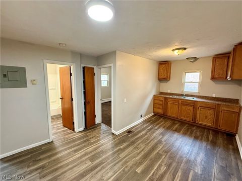 Tiny photo for 4652 Warner Road #3, Cleveland, OH 44125 (MLS # 5188078)