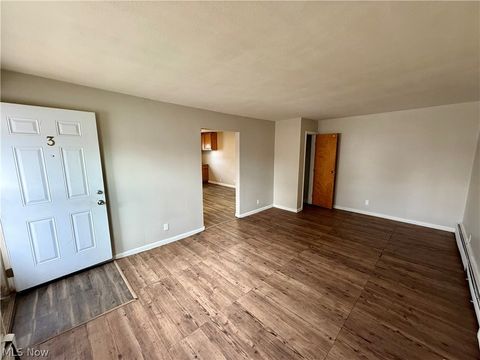 Tiny photo for 4652 Warner Road #3, Cleveland, OH 44125 (MLS # 5188078)