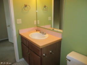 Pineview Village Condo - Residential