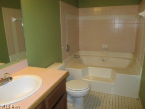 Pineview Village Condo - Residential