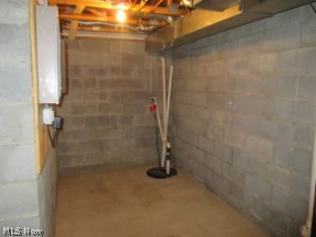 Pineview Village Condo - Residential