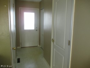 Pineview Village Condo - Residential