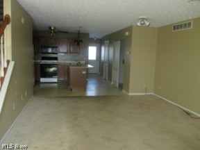 Pineview Village Condo - Residential