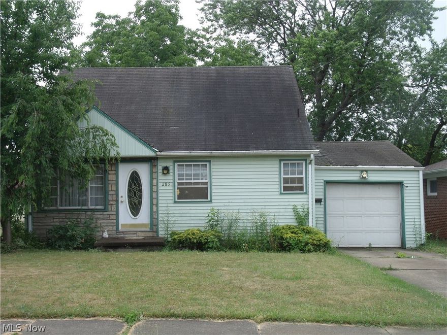 Nice Girard Cape ready for a new owner! So Much Potential in this -Vinyl sided 3 bedroom Home.  Nice Oak Kitchen with window sink- and built-in desk. Large living room- 1 bedroom on first floor- Upstairs flex room which leads to another bedroom- Nice wood floors - and plaster walls- attached 1 car garage- man door to the back yard.  Call today to make an appointment-