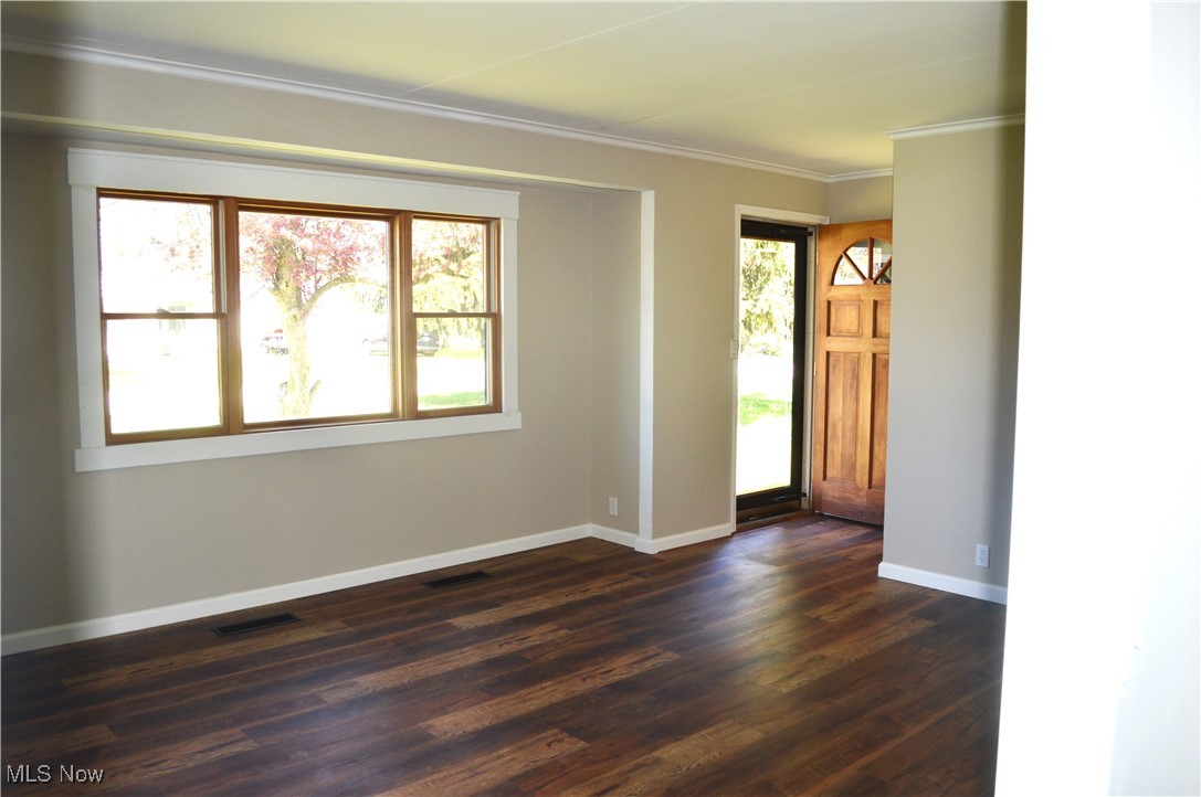 463 Olivet Drive, Elyria, Ohio image 4