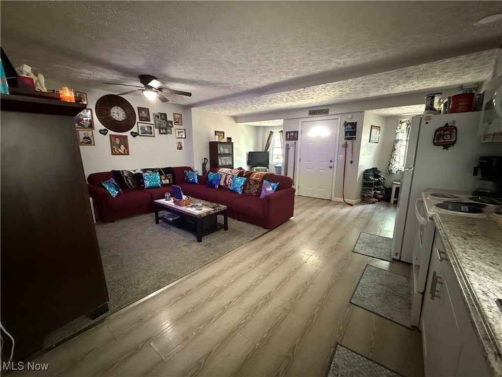 Lamborns Add - Residential Income