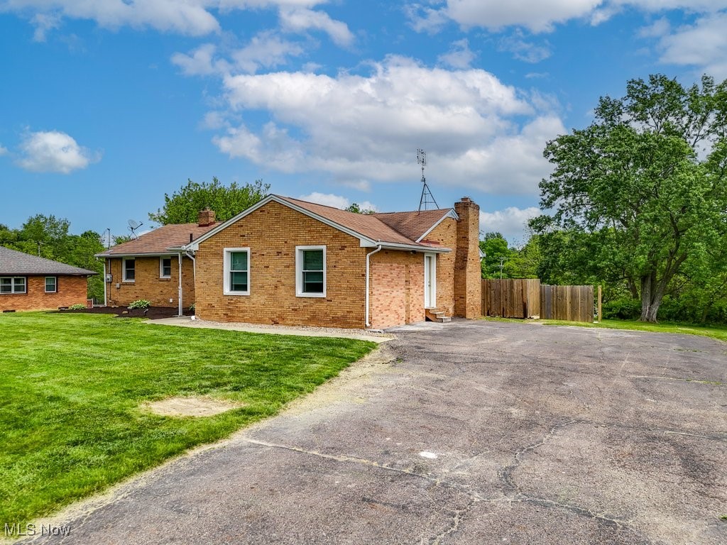 6116 Melody Road, Canton, Ohio image 3