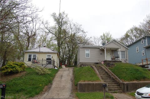 Photo for 155 Fernwood Avenue