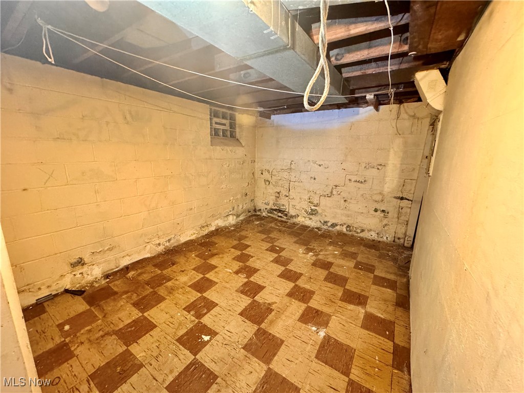 Garfield Blvd - Residential