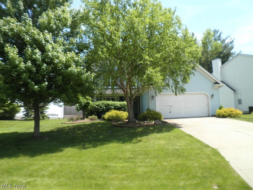 Located in the Woods of Burlington is this 1,968 SF Colonial! With wonderful wooded views, this home has 4 bedrooms, 2 full baths and 1 half bath, laminate flooring, formal dining rm, living rm. This is a Fannie Mae HomePath Property. Purchase this property with as little as 5% down! This property is approved for HomePath Mortgage Financing and HomePath Mortgage Financing!!