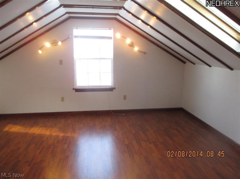 Woods of Burlington - Residential