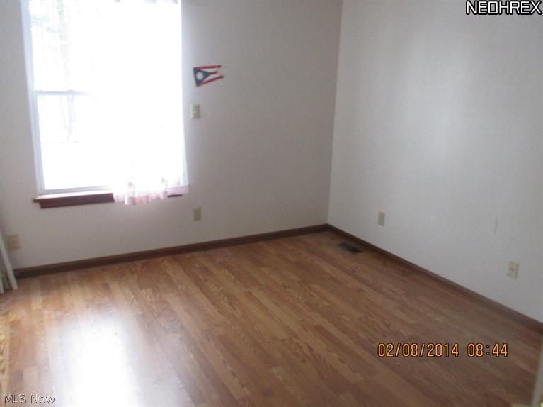 Woods of Burlington - Residential