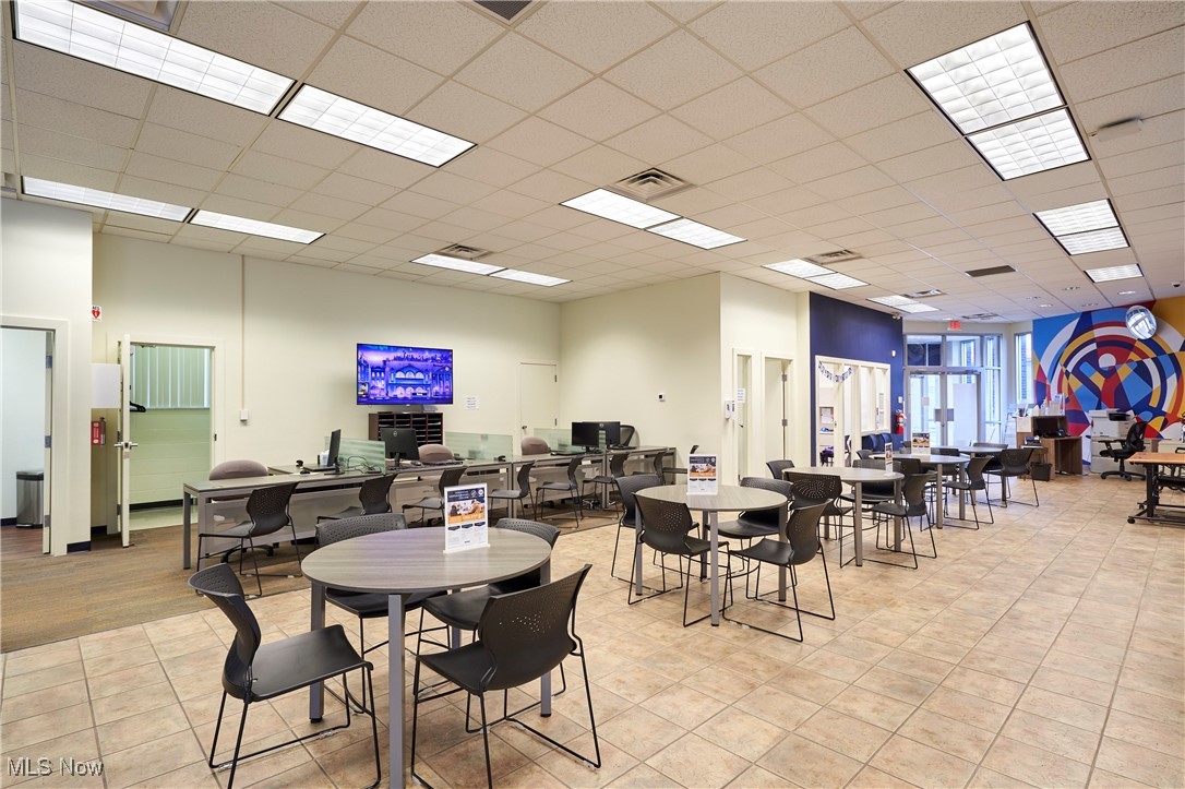 Kenwood - Commercial Sale