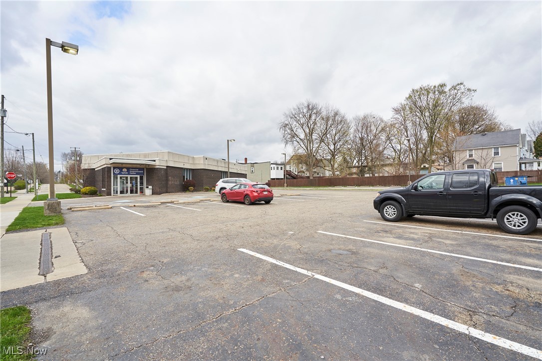 Kenwood - Commercial Sale