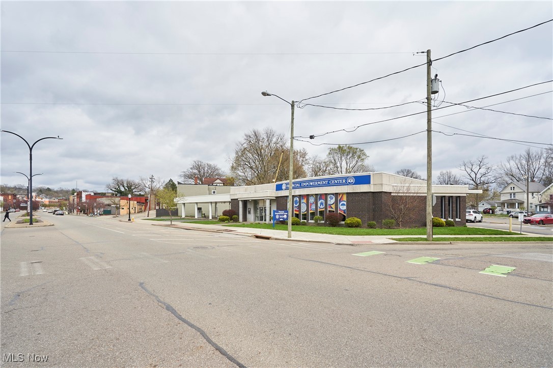 Kenwood - Commercial Sale