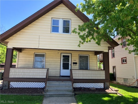 Homes For Sale - 502 Dewey Avenue<br/> Elyria, OH 44035