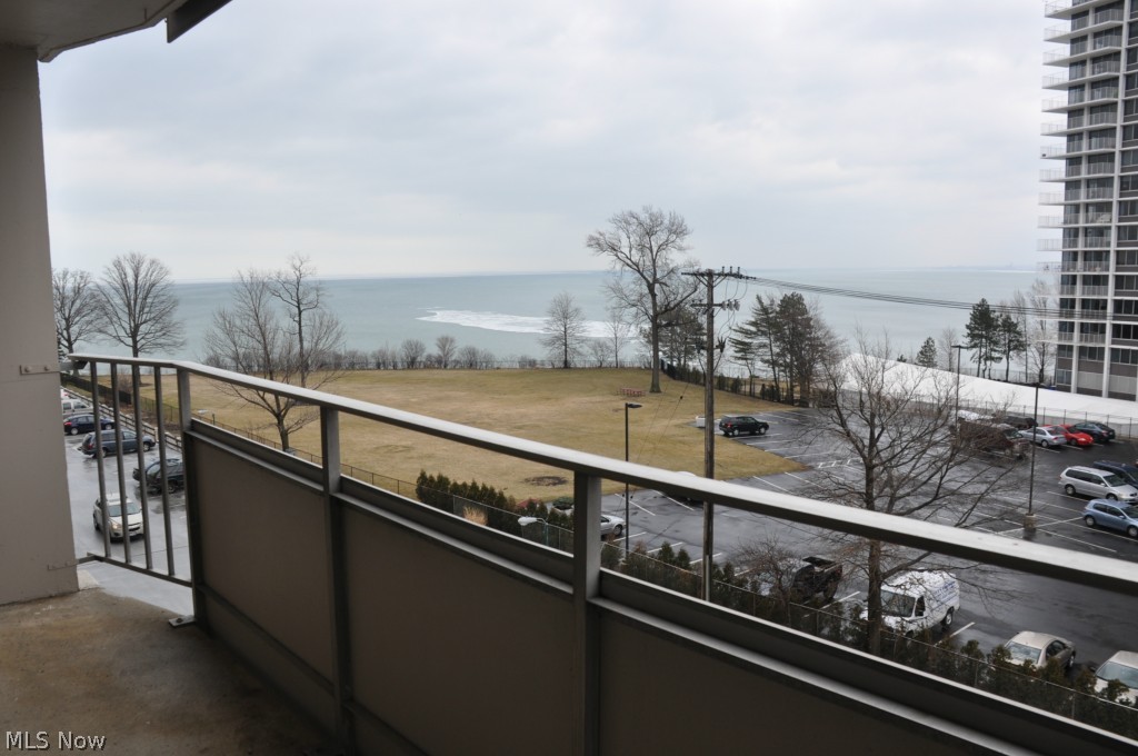 The Carlyle - Residential