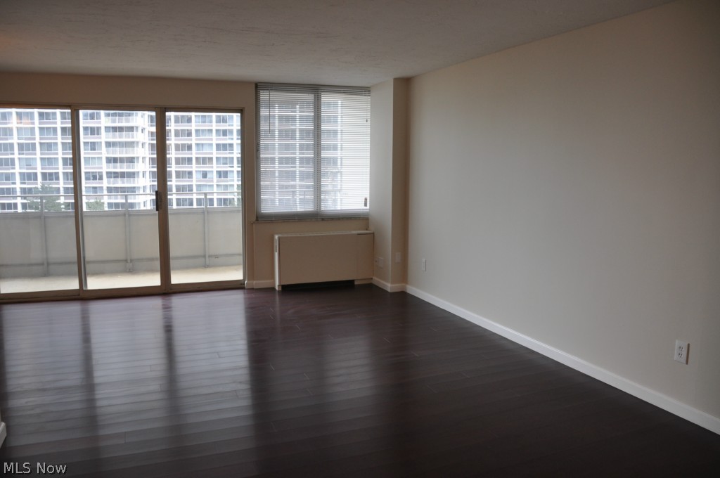 The Carlyle - Residential