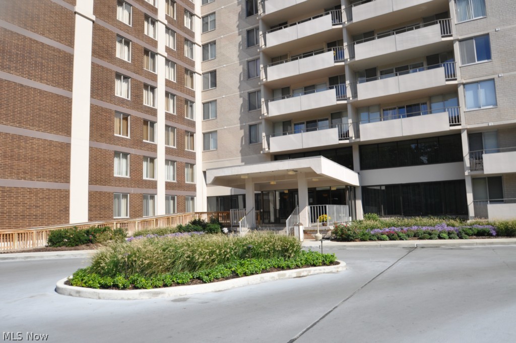 The Carlyle - Residential