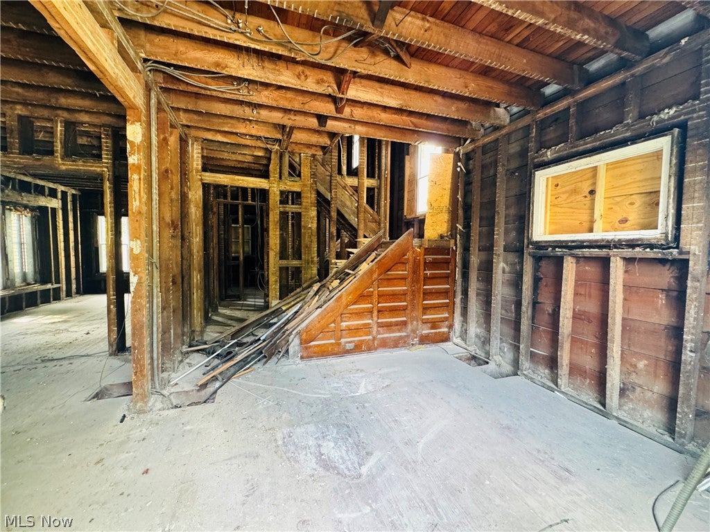 2326 E 95th Street