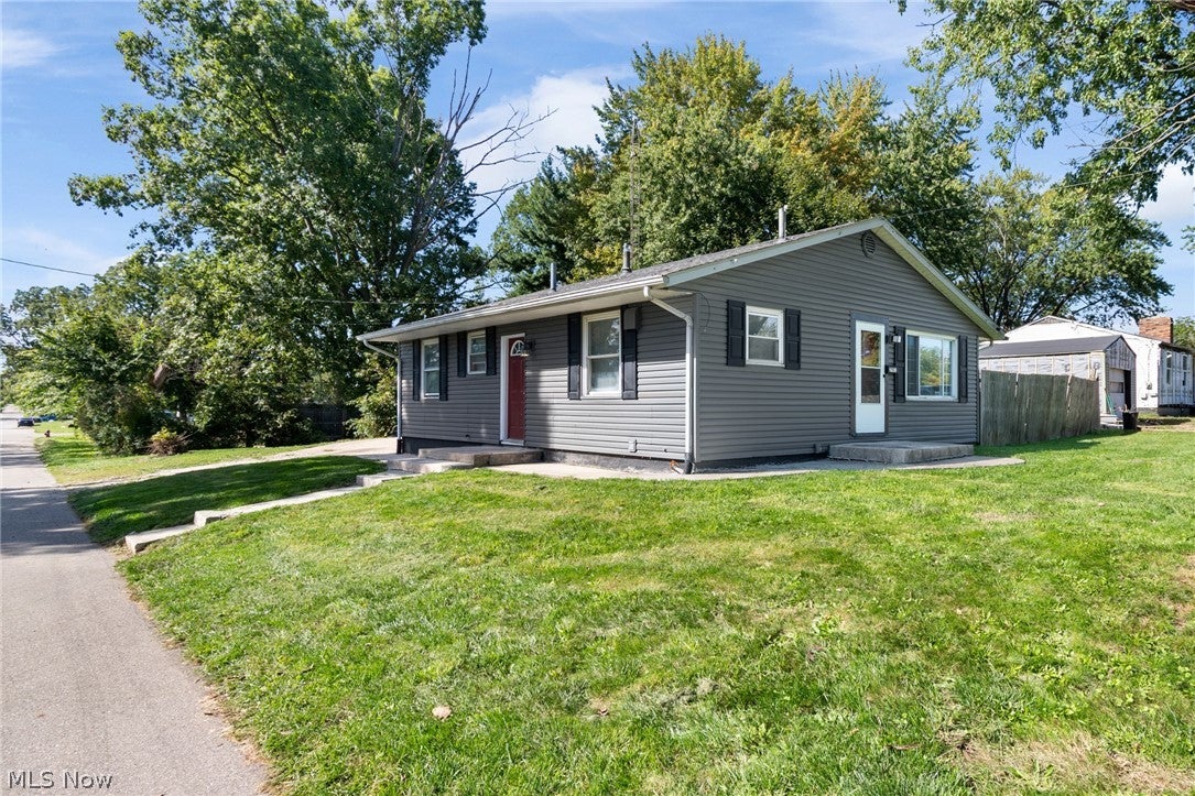 2901 Richmond Avenue NE