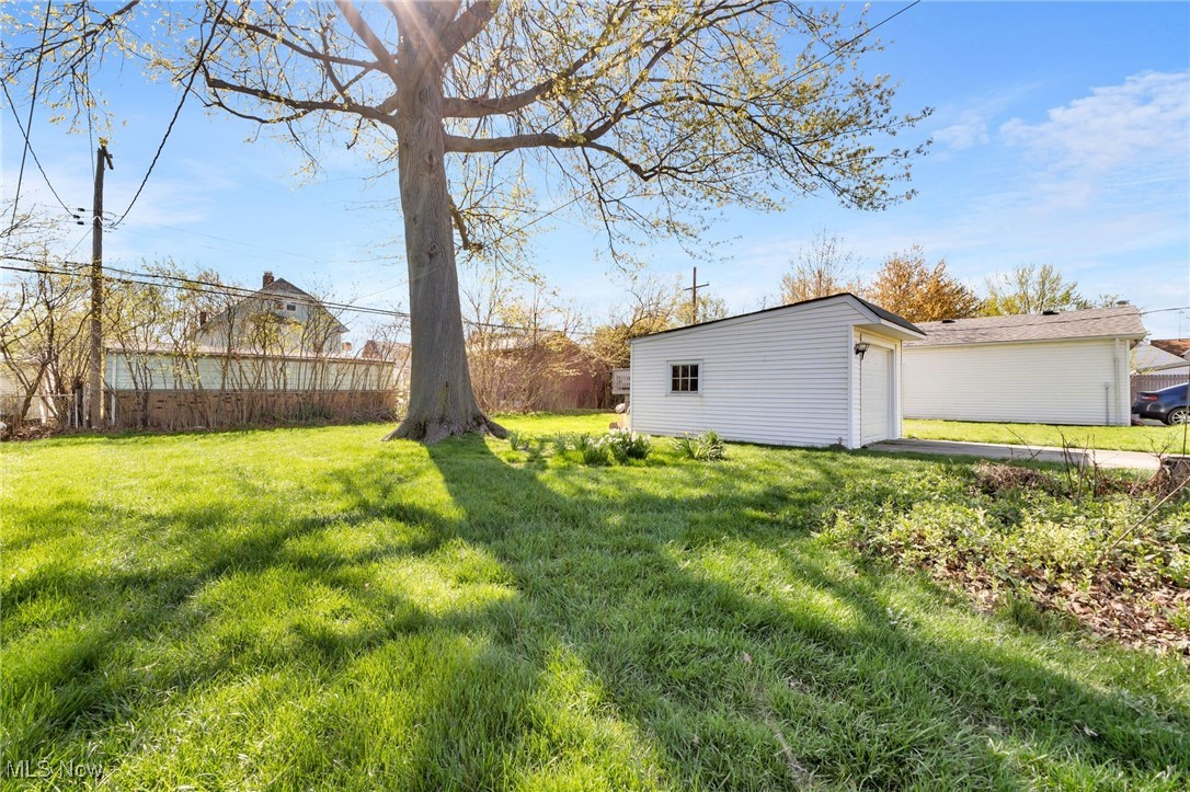 883 E 237th Street, Euclid, Ohio image 41