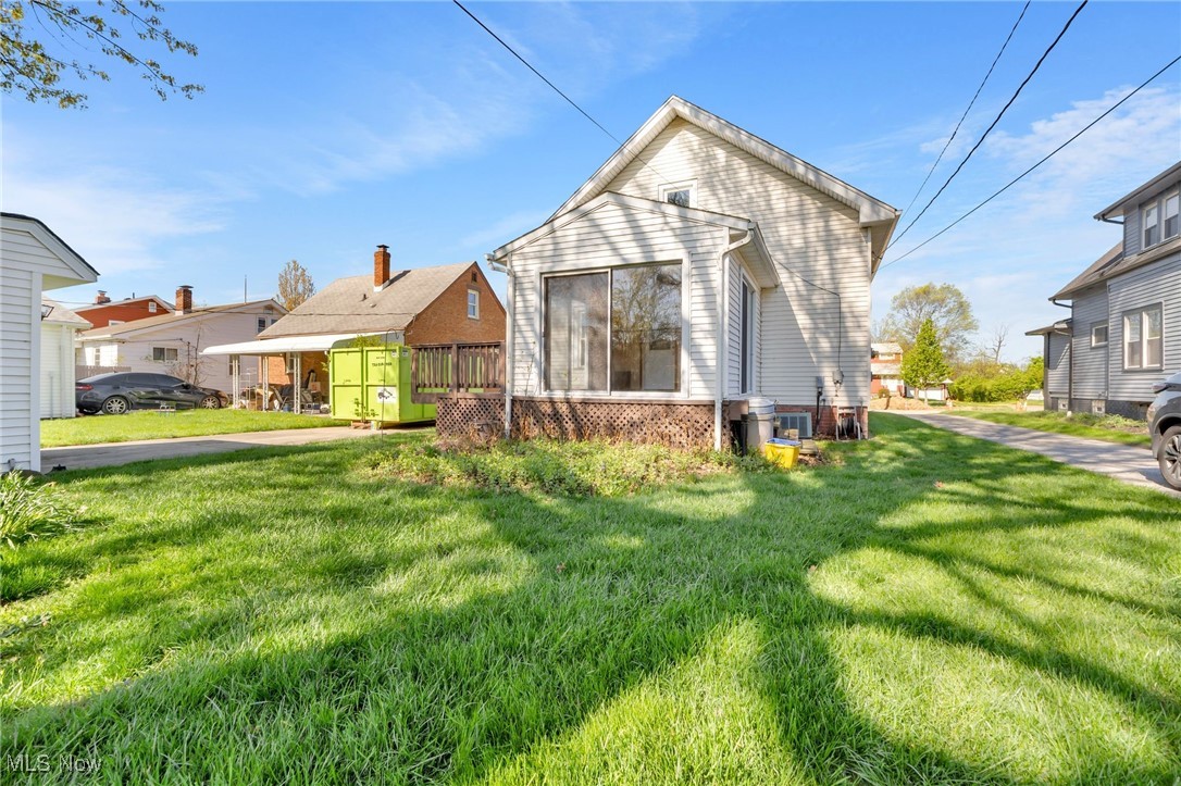 883 E 237th Street, Euclid, Ohio image 39