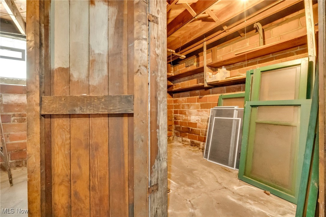 883 E 237th Street, Euclid, Ohio image 30