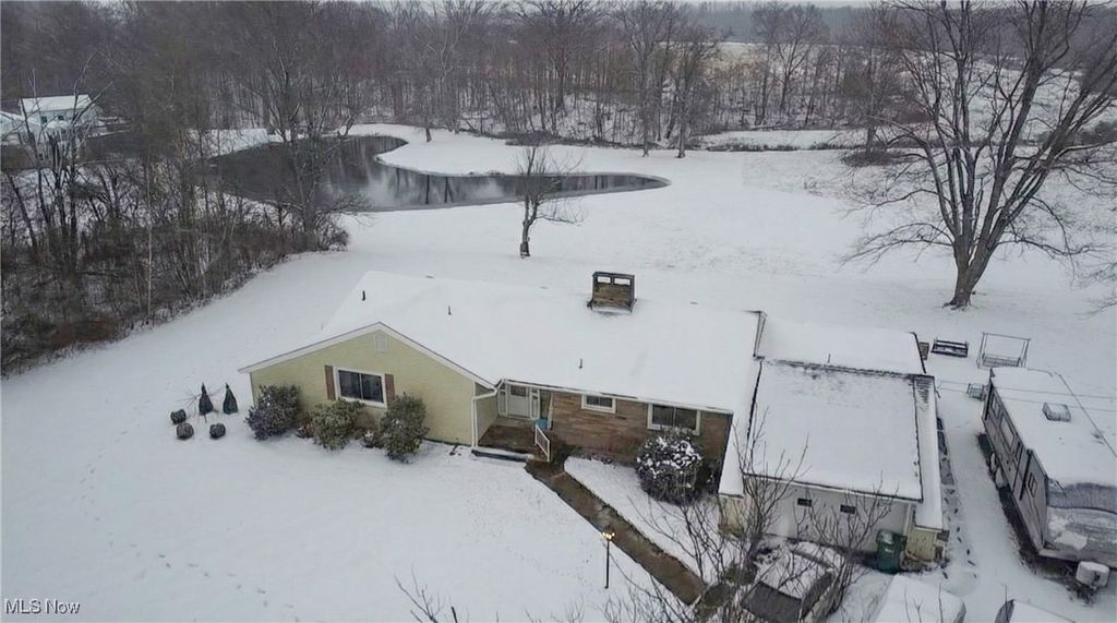 Photo of 4330 Wade Avenue, Ashtabula, OH 44004 (MLS # 5176058)