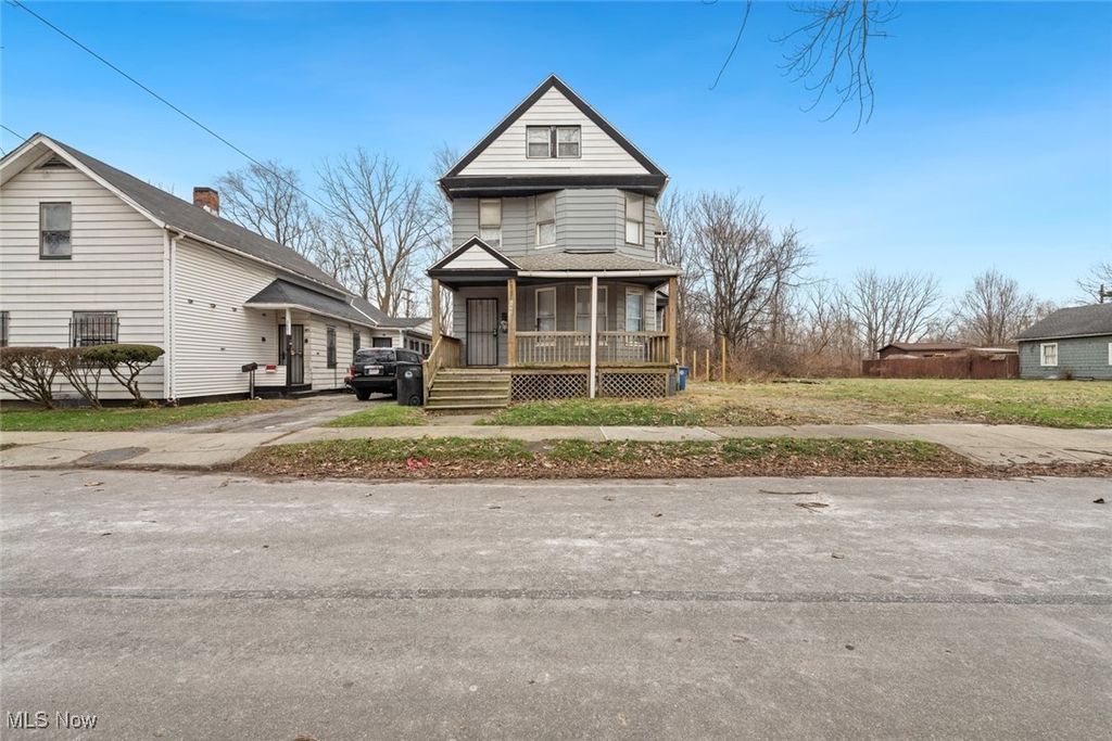 Photo of 2893 E 64th Street, Cleveland, OH 44127 (MLS # 5178357)
