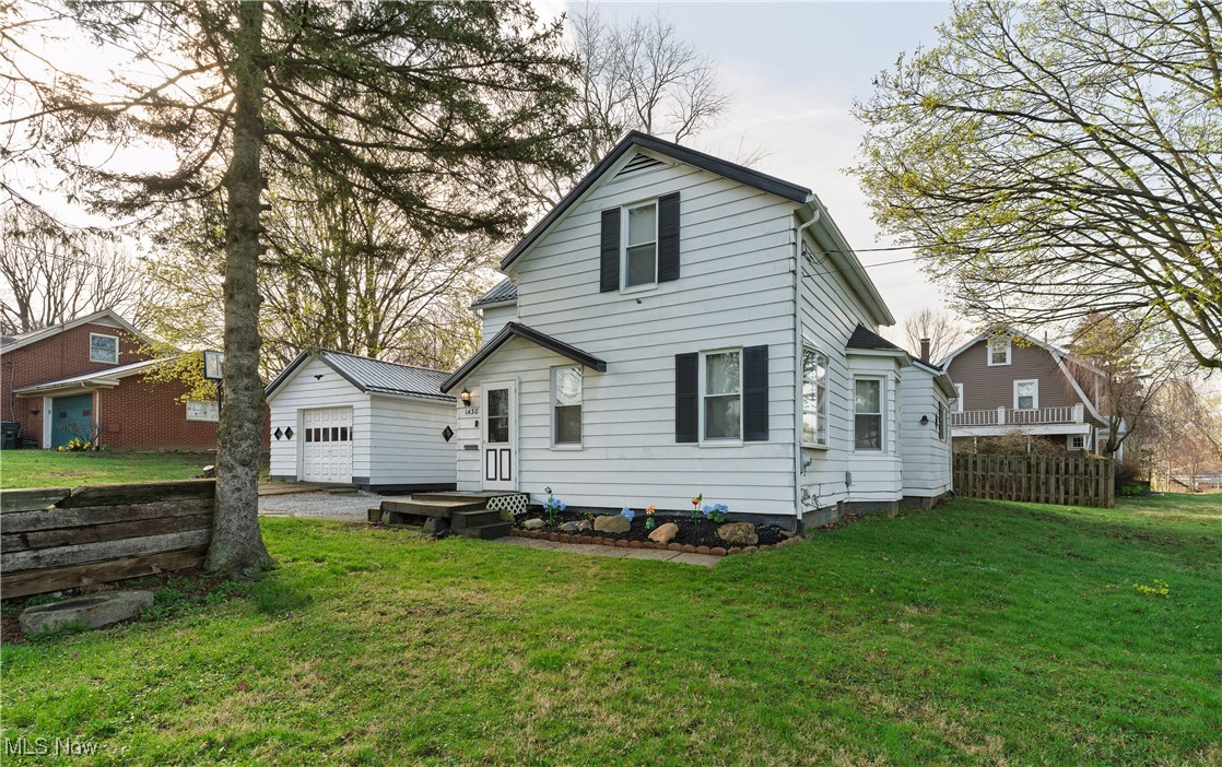 1438 E Main Street, Louisville, Ohio image 2