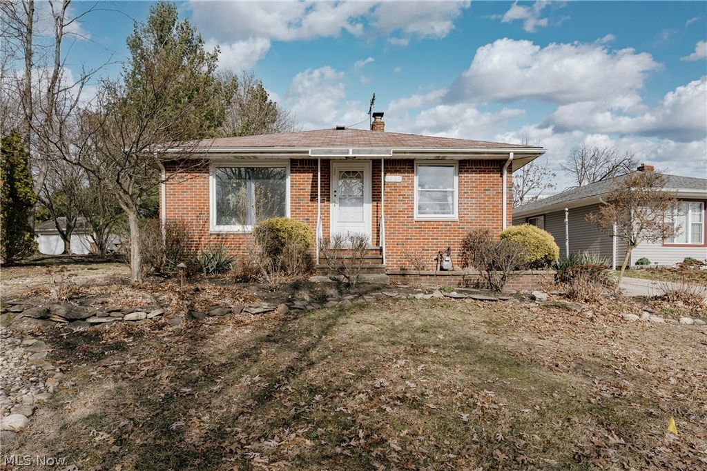 Photo of 5731 Andover Boulevard, Garfield Heights, OH 44125 (MLS # 5191414)