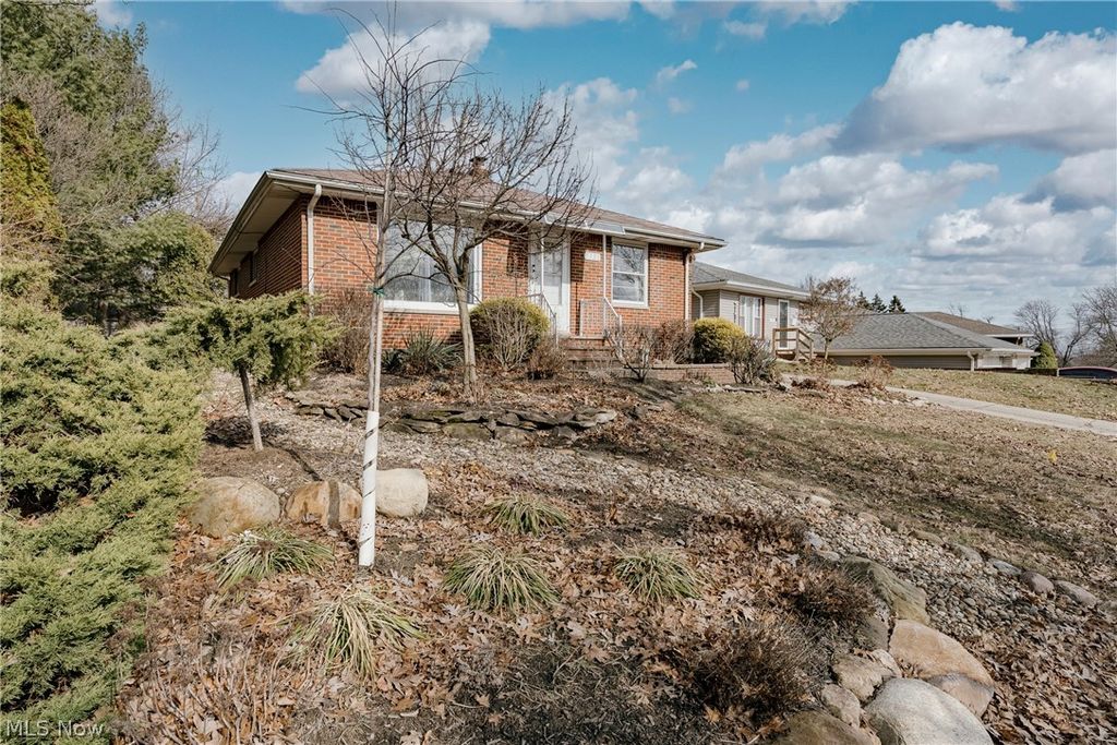 Photo of 5731 Andover Boulevard, Garfield Heights, OH 44125 (MLS # 5191414)