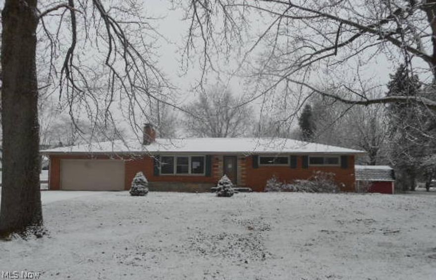 Nice property in good location, dated but great bones. Appears to have been well maintained. this is HUD# 412-607273. Hud Homes sold AS IS only. Will need preapproval or proof of funds. Bids open to owner occupants, non profits and government agencies only until 12/28/2014 11:59:59 PM  CT. This will go fast!