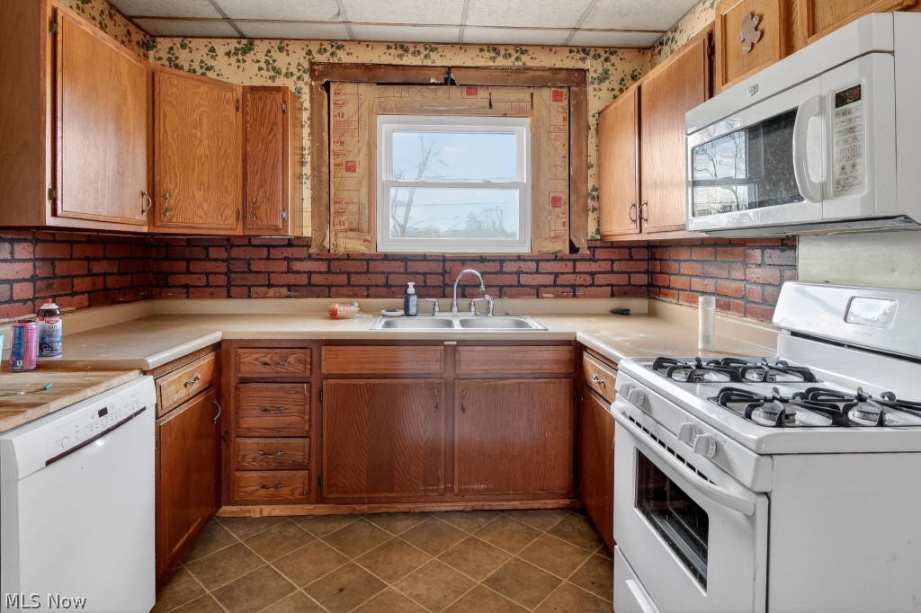 Laurel Terrace Adn - Residential