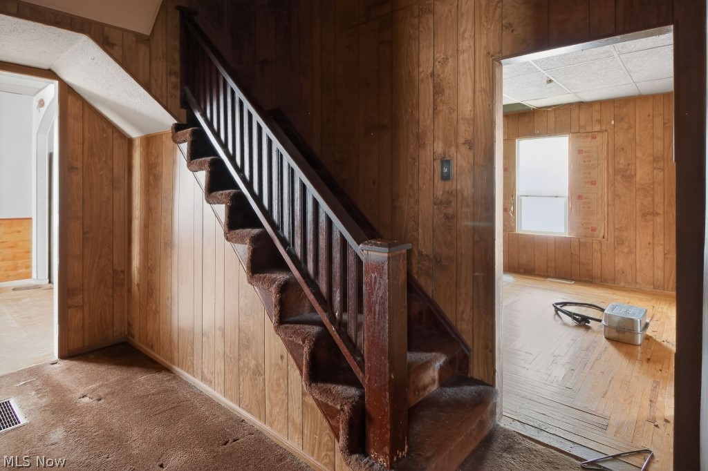 Laurel Terrace Adn - Residential