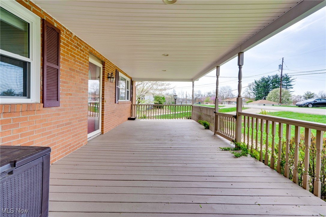 390 Wynncrest Drive, Marietta, Ohio image 25