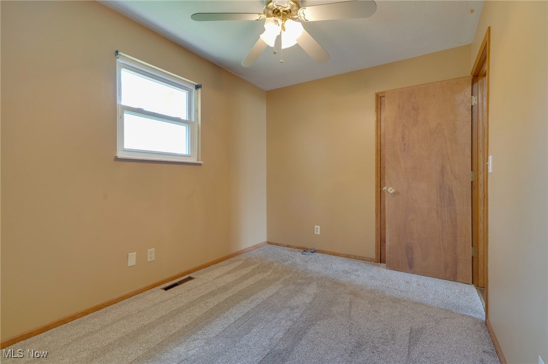 390 Wynncrest Drive, Marietta, Ohio image 16